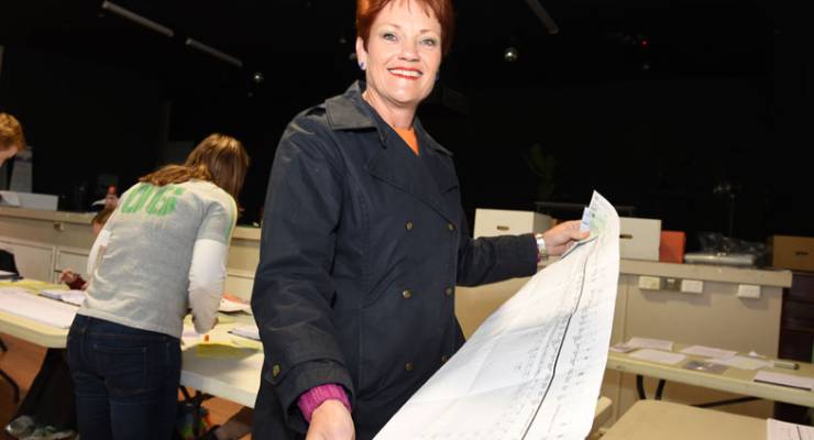 Pauline Hanson casts her Senate vote