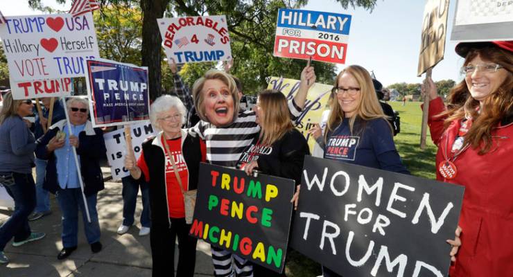 Women For Trump sign