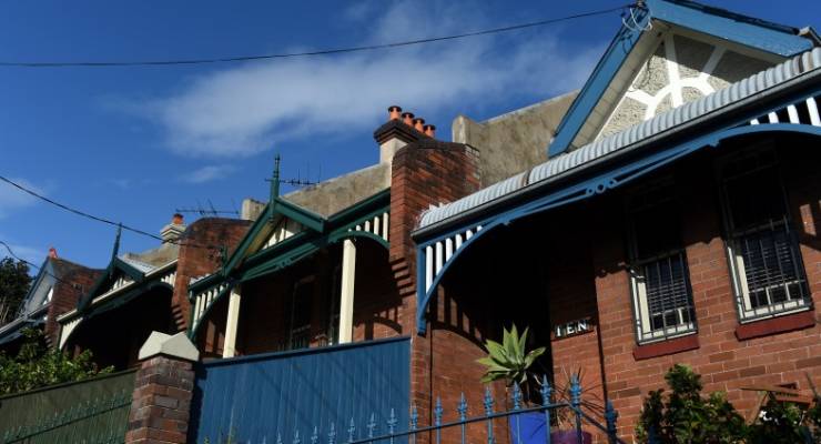 housing market house