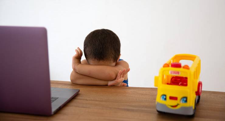 child-with-laptop-toy