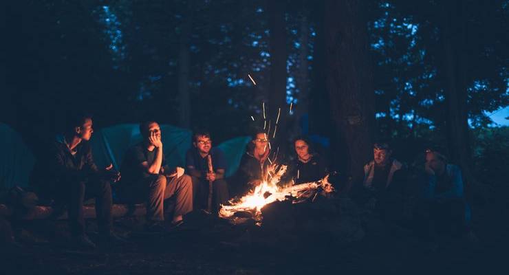 group-of-friends-at-campfire