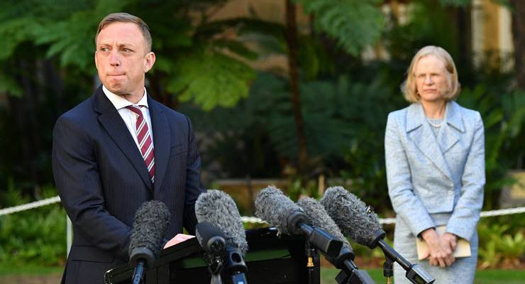 Steven Miles and Jeannette Young at a press conference