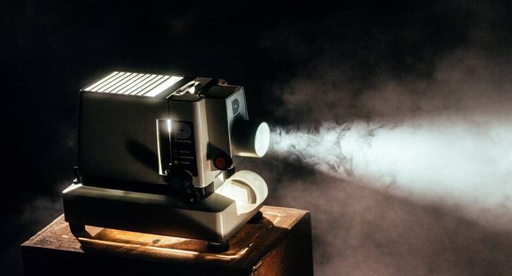 vintage-film-projecter