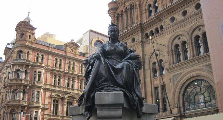 right queen victoria UK
