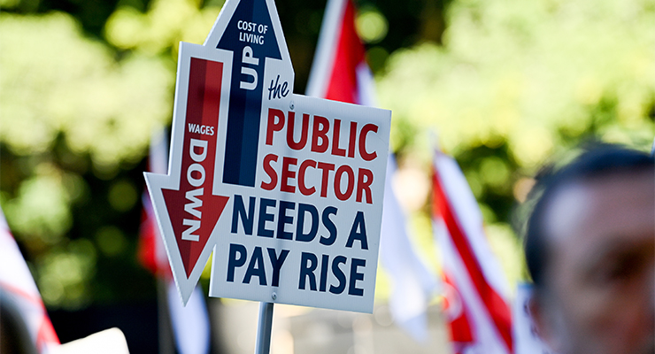 NSW public servants at a strike action in Sydney, 2022 (Image: AAP/Bianca De Marchi)