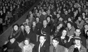 1940s-cinema-audience1 1940s-cinema-audience1