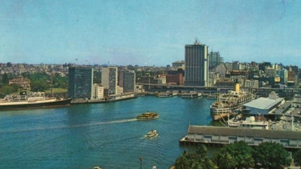 The Oronsay,at Circular Quay, found at https://www.pnc.com.au/~byceme/