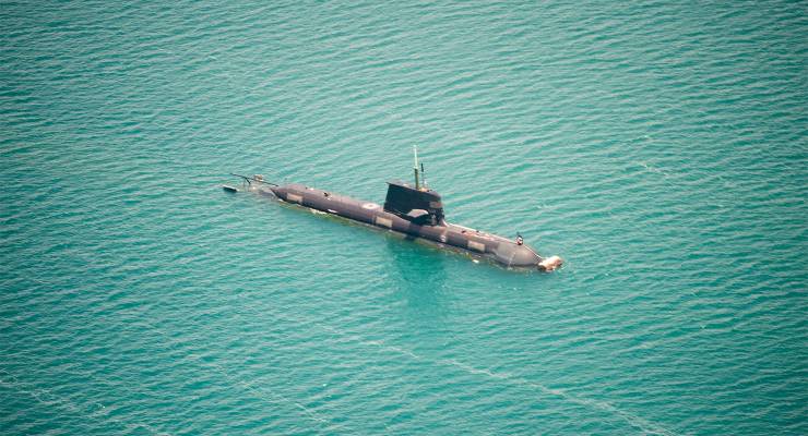 A Collins-class submarine off the Northern Territory (Image: AAP/Aaron Bunch)