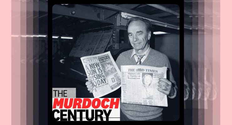 Newspaper proprietor Rupert Murdoch holds copies of The Sun and Times papers, at his new technology print works in Wapping, East London, on January 26 1986 (Image: Alamy)