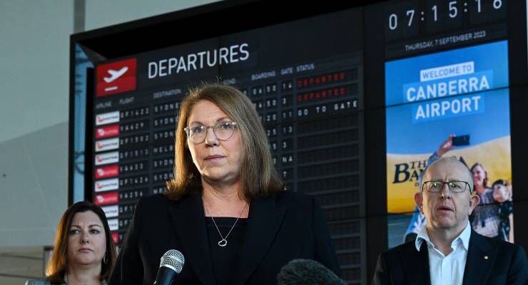 Infrastructure Minister Catherine King at Canberra Airport (Image: AAP/Lukas Coch)