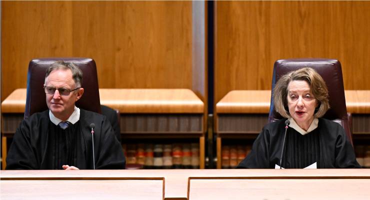 Retiring High Court Chief Justice Susan Kiefel (right) and incoming Chief Justice Stephen Gageler