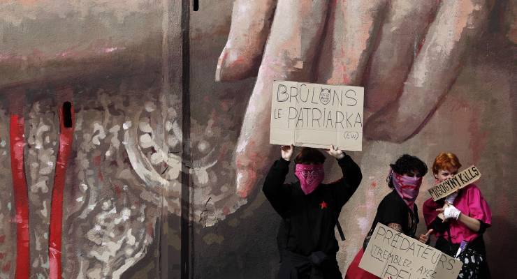 Women in France hold signs saying 'Burn the patriarchy', 'Predators tremble, be afraid', and 'Misogyny kills' (Image: EPA/Guillaume Horcajuelo)