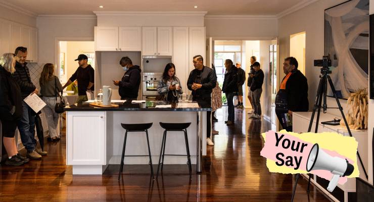 The lines grow as the housing stock shrinks (Image: AAP/Diego Fedele/Private Media)