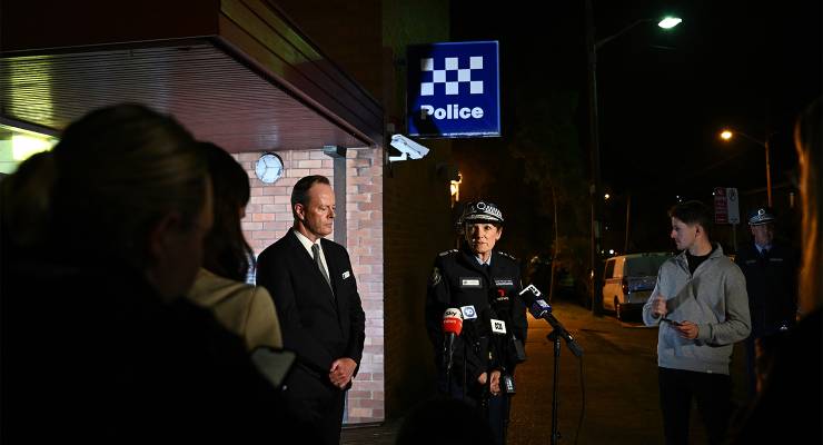 NSW Police commissioner Karen Webb (centre) speaks to the media following the attack at Bondi Junction (Image: AAP)